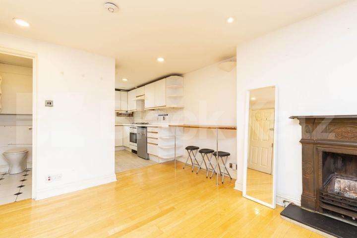 Spacious Studio located in a vibrant area of Islington on Upper Street Upper Street , Highbury & Islington 